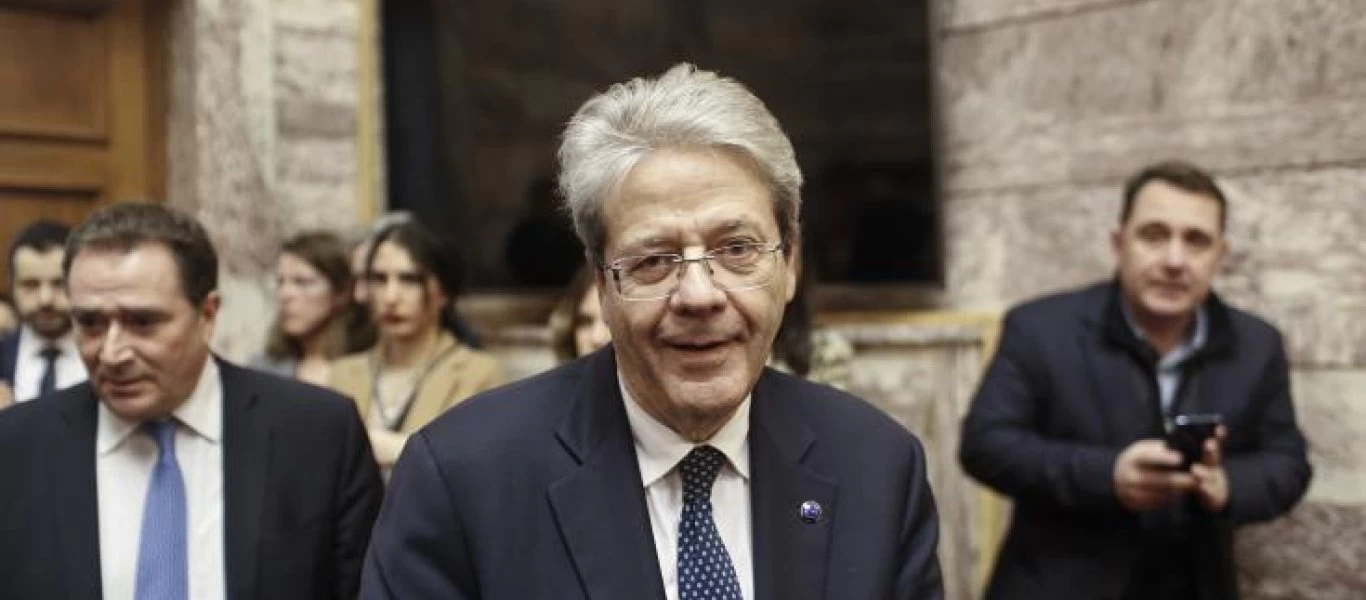 Π.Τζεντιλόνι: «Δεν πρέπει να σταματήσουν πρόωρα τα μέτρα στήριξης»